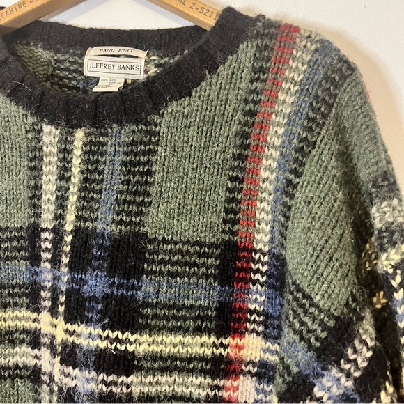VINTAGE plaid wool sweater - Picture 2 of 6